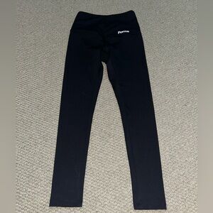 Former black leggings